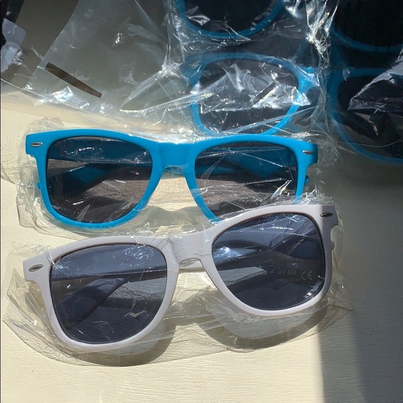 Bride tribe aqua sunglasses - set of 8 - Picture 1 of 4